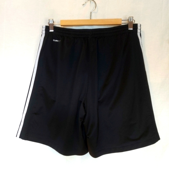 ADIDAS ♡ Mens Sport Shorts - Picture 3 of 7